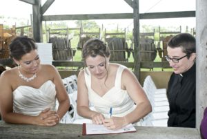 wedding-and-event-planner-duluth-mn-cannon-river-winery